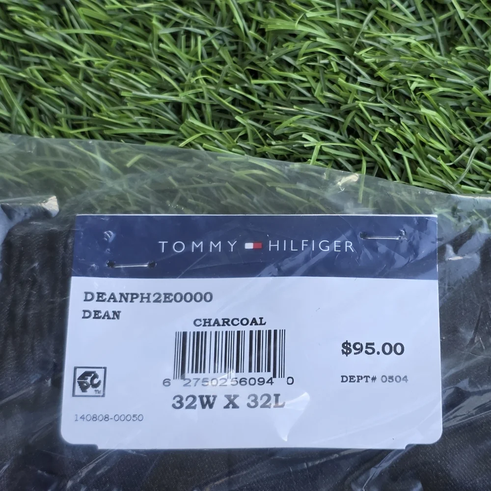 Tommy Hilfiger Mens Dress Pants 32x32 Wrinkle Free Charcoal Career $95 Relax Fit